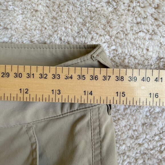 Columbia Omni-Shield Womens Sz 4 Tan Convertible Nylon Hiking Pants Lightweight - Picture 8 of 16